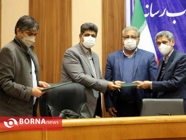 نشست خبری استاندار فارس به مناسبت دهه فجر