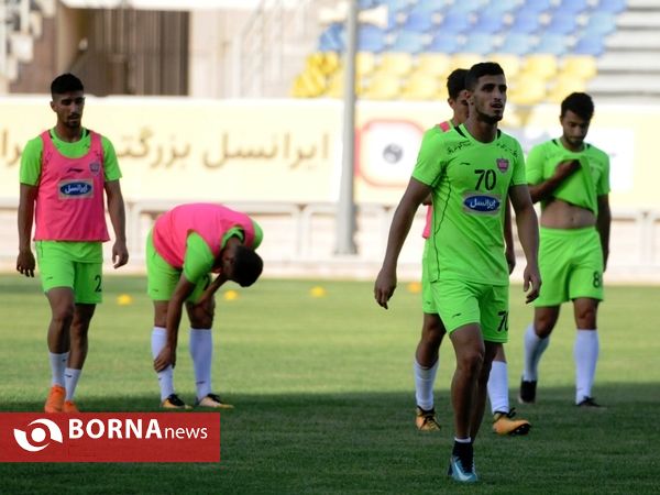 تمرینات تیم فوتبال پرسپولیس- ورزشگاه شهید کاظمی