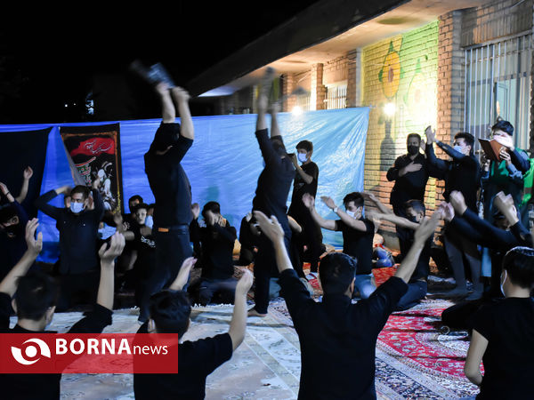 عزاداری شب عاشورای حسینی (ع) مهاجرین افغانی مقیم اراک