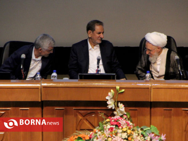 جلسه اقتصاد مقاومتی با حضور  معاون اول رییس جمهور در شیراز
