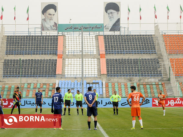 دیدار تیم های فوتبال پیکان - سایپا