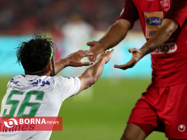 دیدار تیم های پرسپولیس تهران - ماشین سازی تبریز