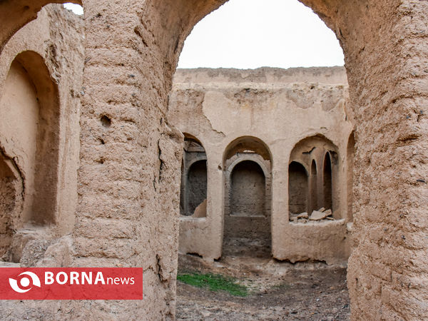 قلعه قنات خمین یا کاروانسرای گلماگرد