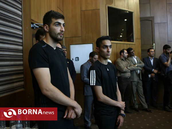 نشست ورزشکاران المپیک و پارالمپیک با معاون اول رییس جمهوری