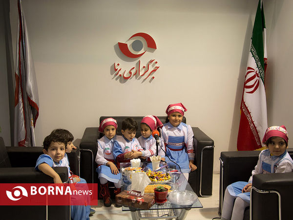 در حاشیه نمایشگاه مطبوعات