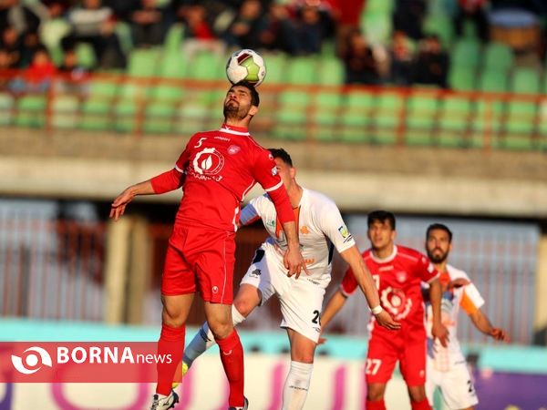 دیدار فوتبال تیم های سپیدرود رشت- سایپا تهران