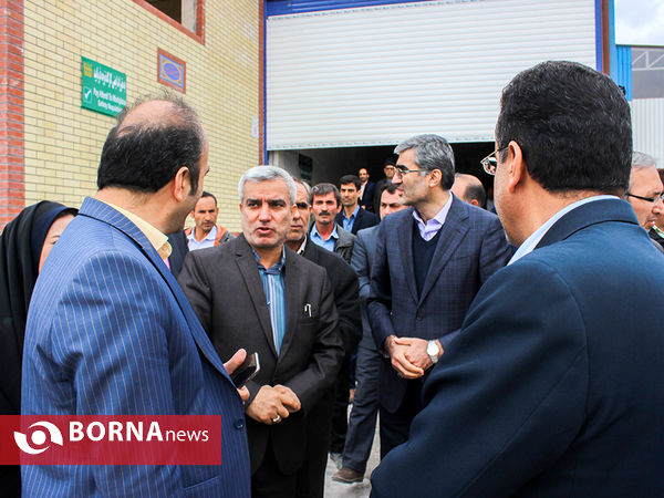 مراسم افتتاحیه طرح تولید خوراک دام و طیور در منطقه شرق اصفهان
