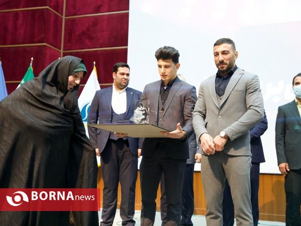 آئین تجلیل از والدین قهرمانان مسابقات ورزشی در مشهد