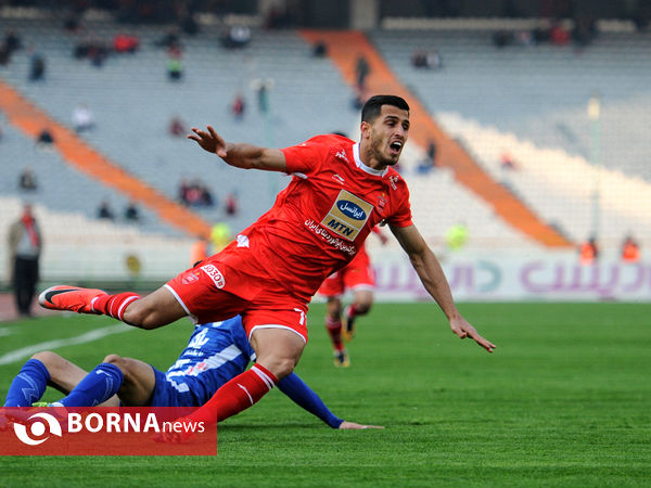 دیدار تیم های فوتبال پرسپولیس - استقلال خوزستان