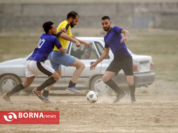 مسابقات فوتبال در روستا