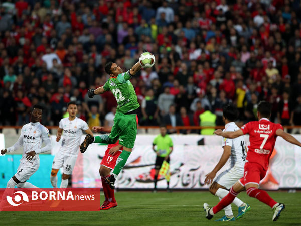 دیدار تیم های پرسپولیس تهران - سایپا