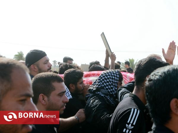 تشییع کارگران متروپل در آرامستان جُرف