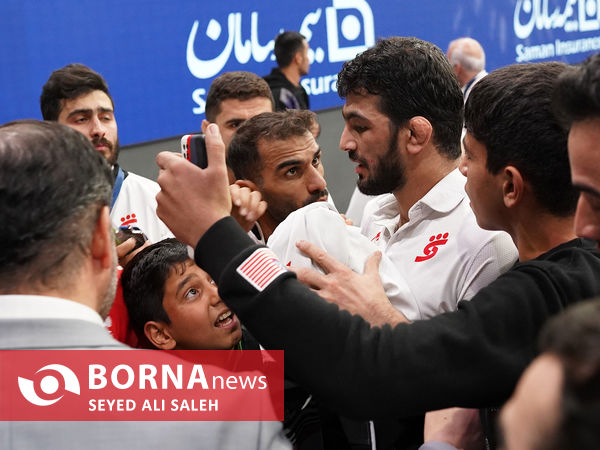 مسابقات لیگ برتر کشتی آزاد