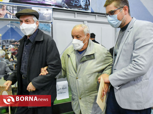 مسابقات وزنه برداری کارگران