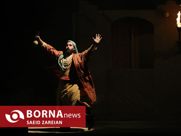 نمایش میدانی «تنهاتر از مسیح»