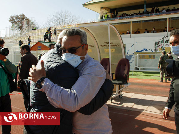 فجر سپاسی - نفت آبادان