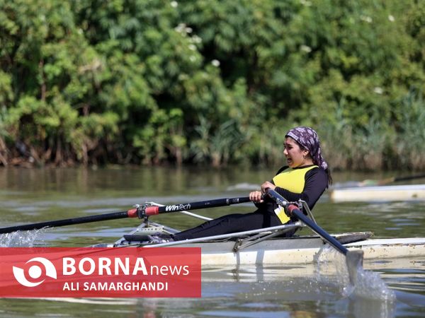 مسابقات قایقرانی در بندرانزلی