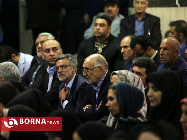 دیدار صمیمی آیت الله سید حسن خمینی با ورزشکاران