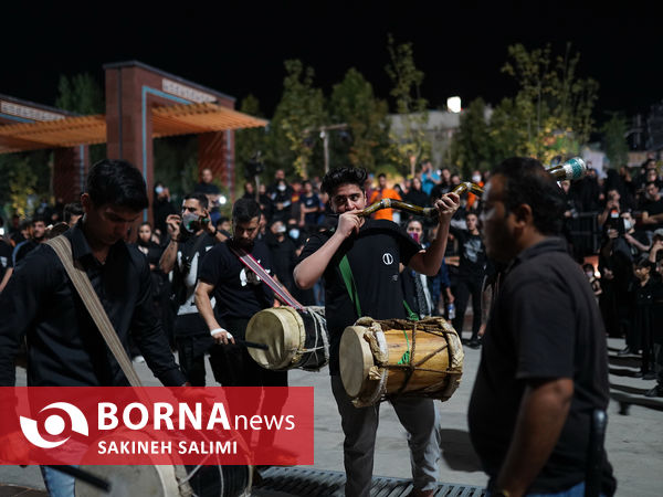 حال و هوای شب چهارم محرم در میدان تجریش