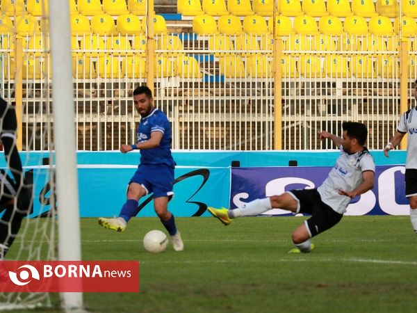 دیدار تیم های نفت مسجدسلیمان - استقلال