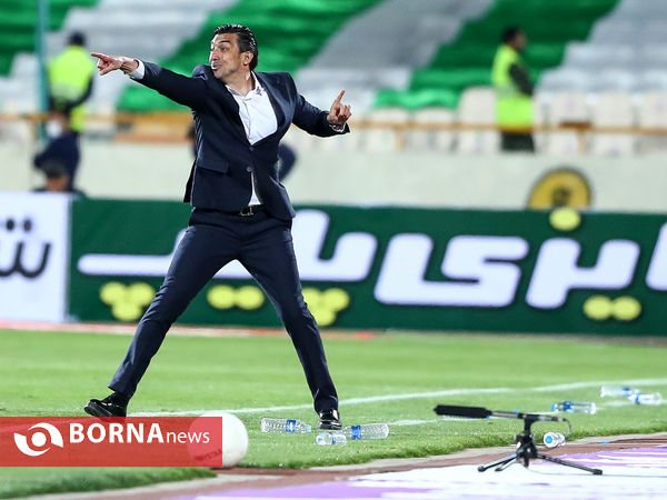 دیدار تیم های فوتبال پرسپولیس - آلومینیوم