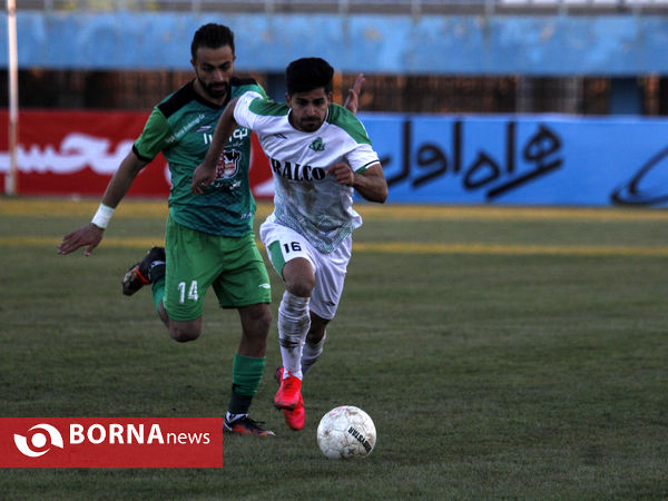 دیدار تیم های فوتبال آلومینیوم اراک - ذوب آهن اصفهان