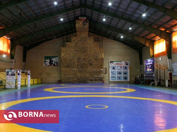 بازدید وزیر ورزش و جوانان از اماکن ورزشی شهرستان اسلامشهر