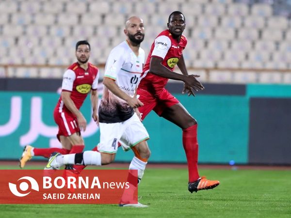 دیدار تیم های فوتبال پرسپولیس_ مس رفسنجان