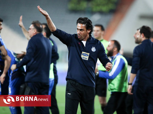 دیدار تیم های استقلال تهران - استقلال خوزستان