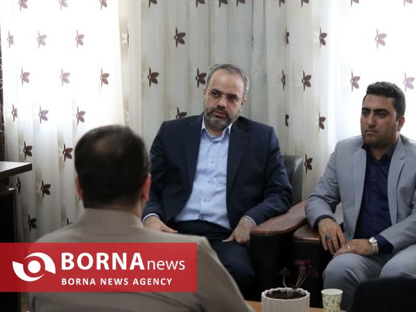 بازدید مدیرکل مشارکتهای اجتماعی و فعالیت های داوطلبانه وزارت ورزش و جوانان از دفتر خبرگزاری برنا کردستان 