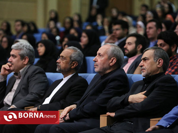 ضیافت افطار رییس جمهوری با جوانان و دانشجویان