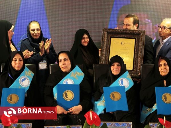 سومین آیین نکوداشت مادران نمونه شهر شیراز