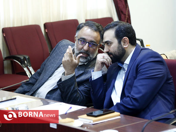 نشست وزیر ورزش و جوانان با جمعی از نمایندگان مجلس