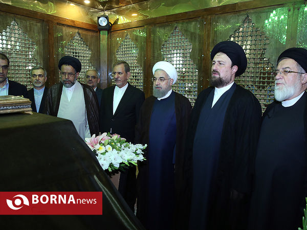 تجدید میثاق رییس جمهوری و اعضای دولت با آرمان های امام راحل و شهیدان