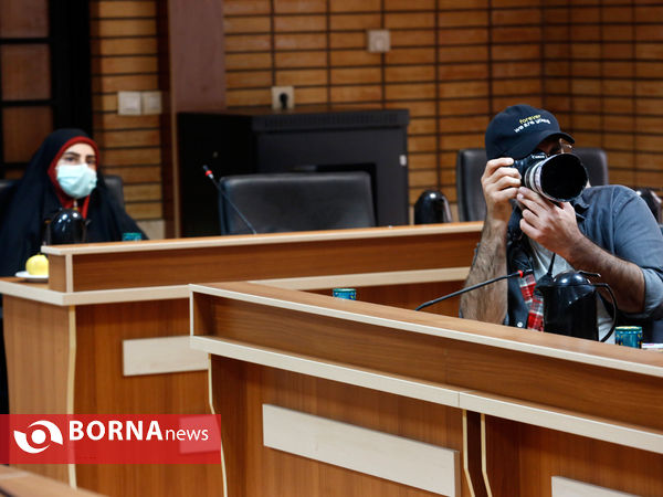 نشست خبری نماینده مردم شیراز و زرقان در مجلس