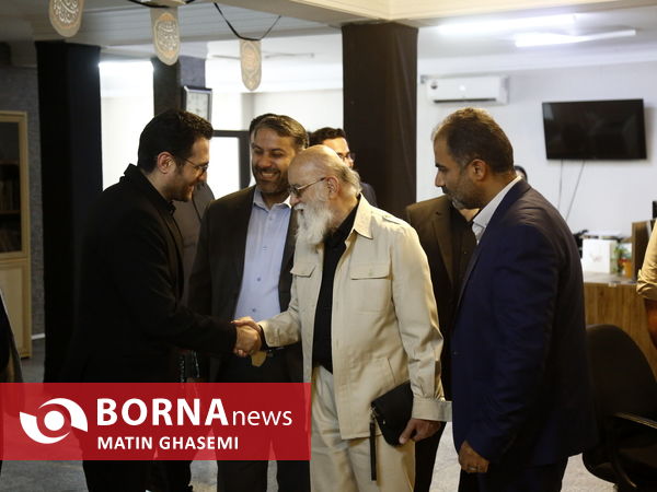 حضور مهدی چمران در خبرگزاری برنا