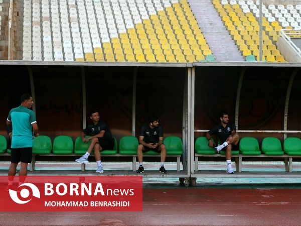 در حاشیه دیدار تیم های فوتبال استقلال خوزستان - سایپا