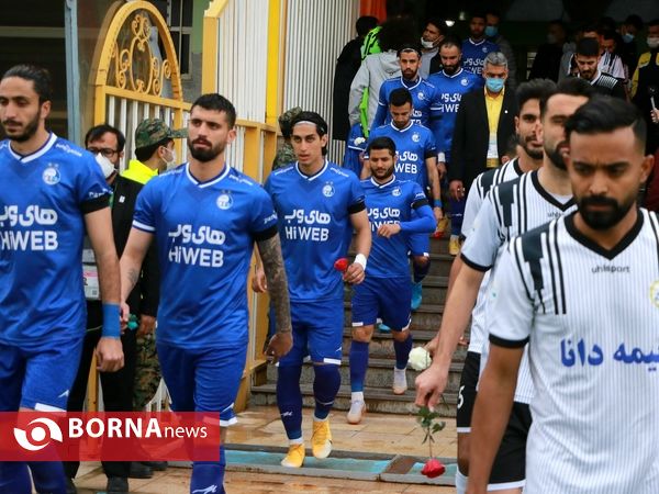 دیدار تیم های نفت مسجدسلیمان - استقلال