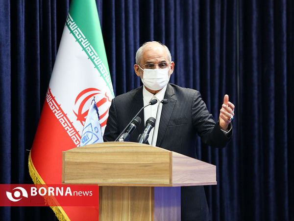 آیین تجلیل از دانش آموزان پژوهشگر و فناوران برگزیده