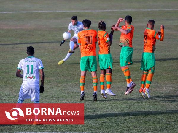 دیدار تیم های فوتبال آلومینیوم - مس