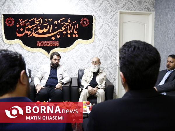 حضور مهدی چمران در خبرگزاری برنا
