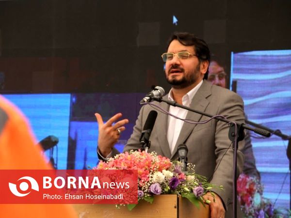 سفر مهرداد بذرپاش وزیر راه و شهرسازی به استان اصفهان