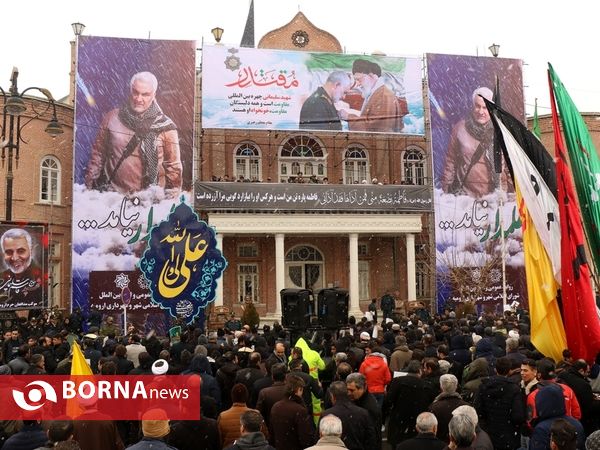 سوگواری خودجوش مردم ارومیه به مناسبت شهادت سپهبد حاج قاسم سلیمانی