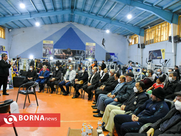 مسابقات وزنه برداری کارگران