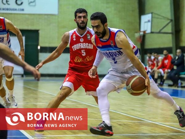 دیدار تیم های بسکتبال نبوغ - توفارقان