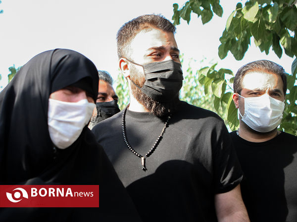 جشن تولد مرحوم علی انصاریان بر سر مزارش