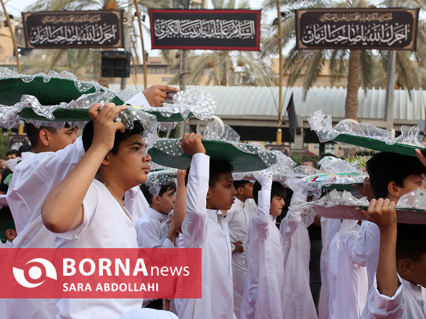 حال و هوای تاسوعای حسینی در بین الحرمین