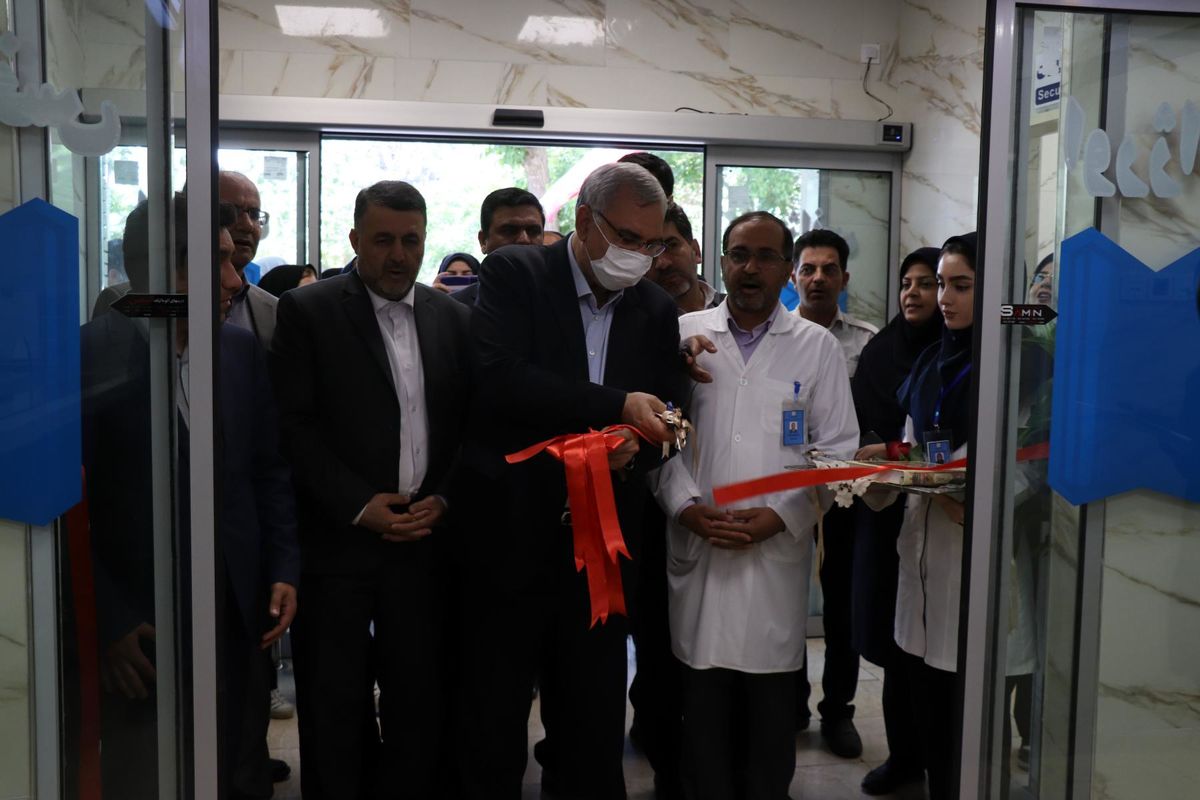 افتتاح طرح توسعه و بهسازی اورژانس بیمارستان طالقانی با حضور وزیر بهداشت