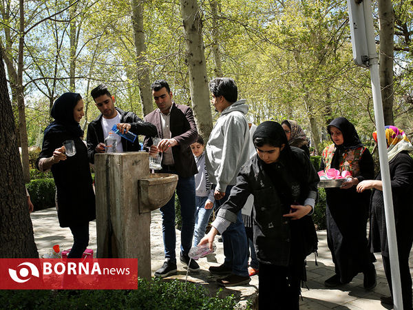 سیزده به در در پارک لاله تهران
