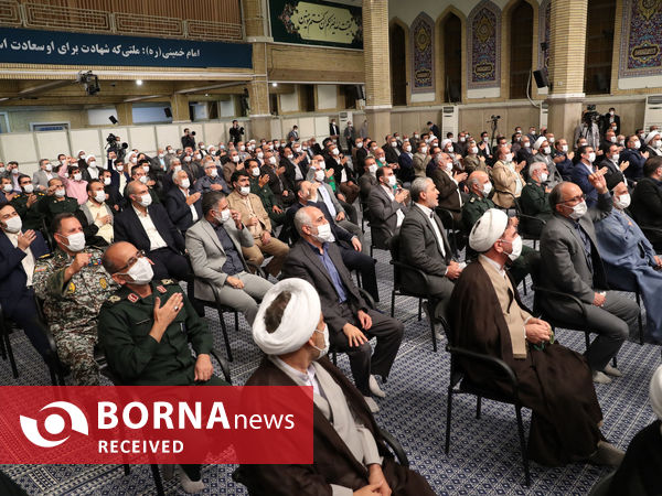 دیدار دست‌اندرکاران برگزاری کنگره شهدای استان قم با مقام معظم رهبری